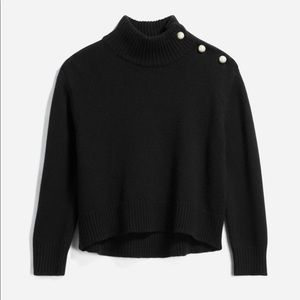 Kate Spade pearl button sweater black XS